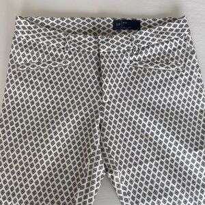 GAP Black and White Patterned Pants